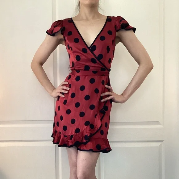 Betsey johnson sleeveless faux wrap dress sale